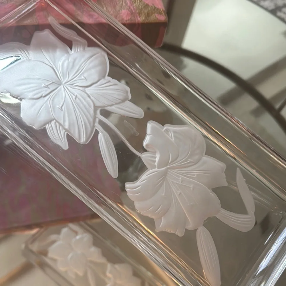 Elegant White Vanity Tray with Floral Design